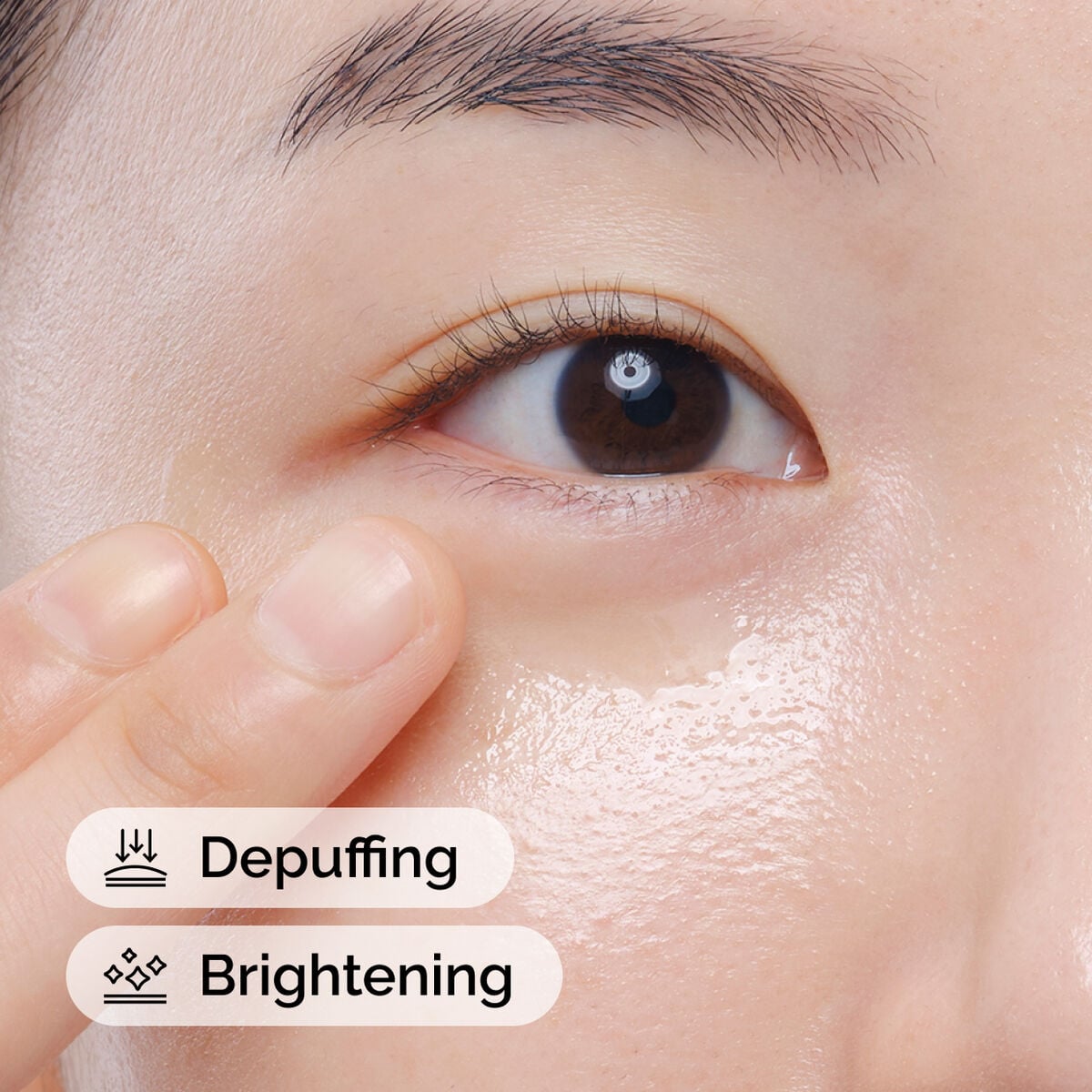 caffeine-solution-5-egcg-eye-serum-h0 ord-caffeine-solution-egcg-model-application-with-benefits.jpg