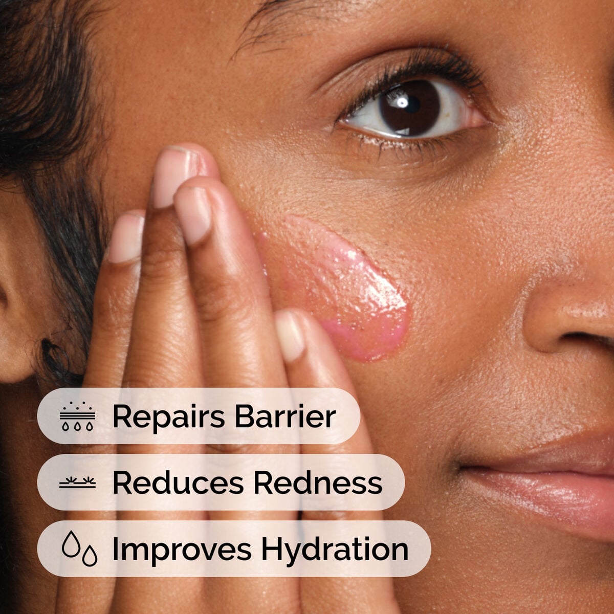 soothing-and-barrier-support-serum-set-t3 ord-soothing-barrier-support-serum-model-application-with-benefits.jpg